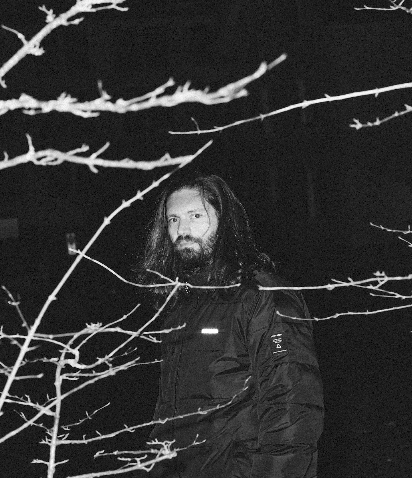 Nuél Schoch, Gestalter, Webentwickler, Künstler und Musiker aus Zürich